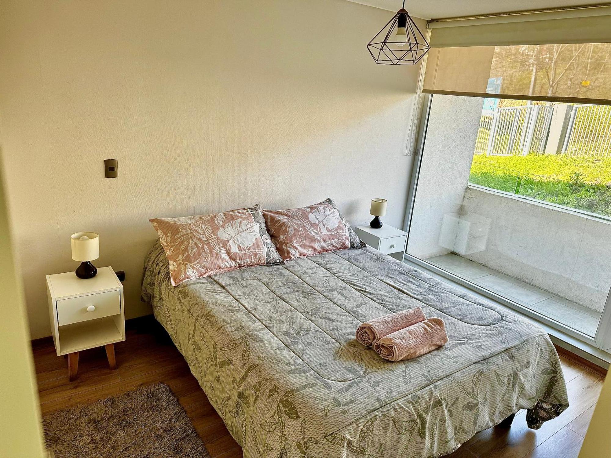 Apartamento En Exclusivo Barrio Lomas De San Andres Con Estacionamiento Concepción